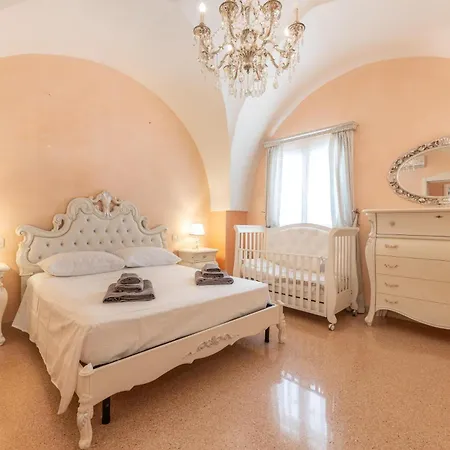 La Gioconda Villa *